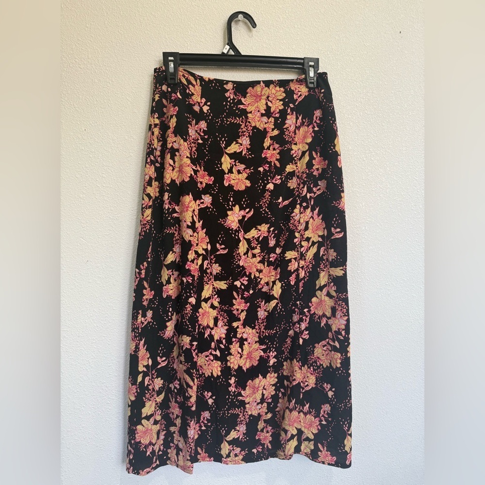Free People Retro Love Floral Midi Skirt Button Front Slit Boho Size 6 - Picture 6 of 8